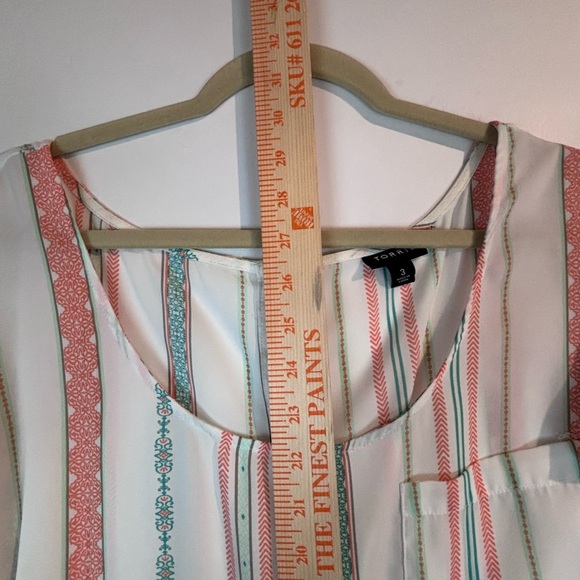 Torrid Plus Size 3 (3X/22-24) Striped Button-Back Blouse – Short Sleeve - Picture 6 of 13